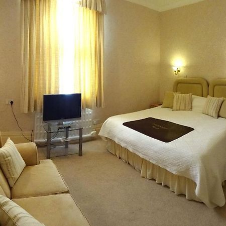 Hotel The Chudleigh Clacton-on-Sea Exterior foto